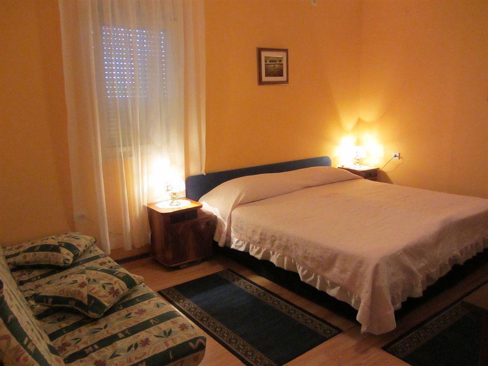 Villa Vilma Sukošan Esterno foto